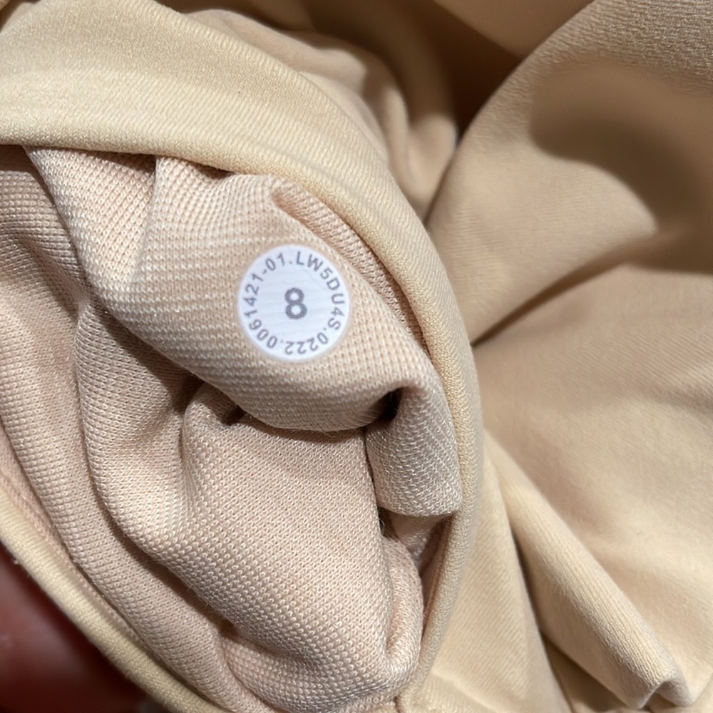 Sold Lululemon Align HR Pant POCKETS 25" - Prosecco - Picture 6 of 11